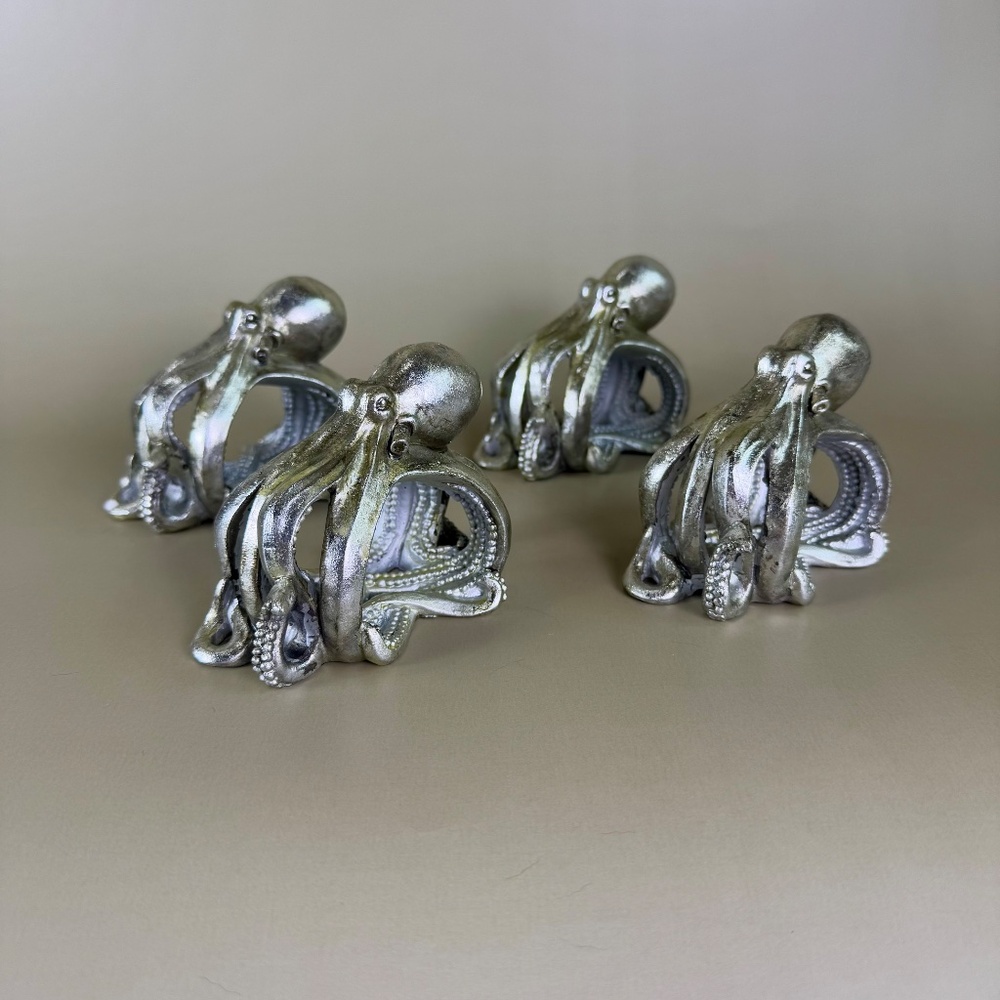 Set of 4 Silver Octopus Napkin Rings | Coastal Resin Sculpted Design | Nautical - Picture 1 of 15